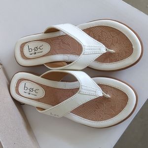 Boc white sandals size 6